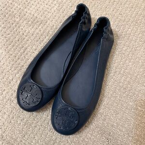 Tory Burch Minnie Travel Ballet Flats in Navy Blue Sz 9.5